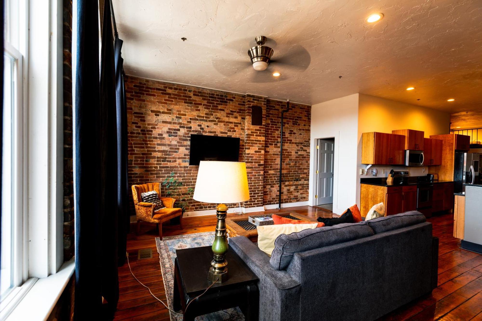 דירות ספרינגפילד The Two Story Loft מראה חיצוני תמונה