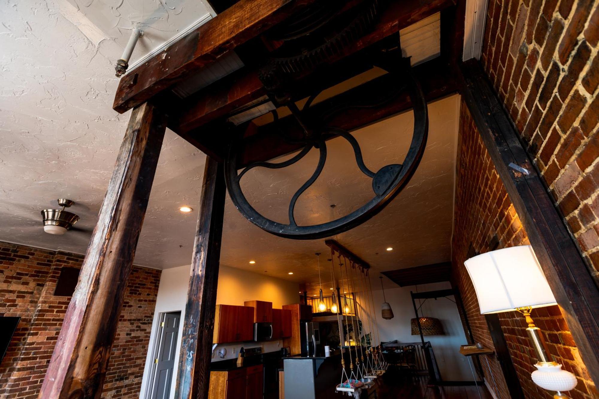 דירות ספרינגפילד The Two Story Loft מראה חיצוני תמונה